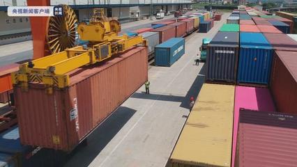 浙江外貿(mào)強(qiáng)勢開局 1-4月出口破萬億，增速領(lǐng)跑東部沿海